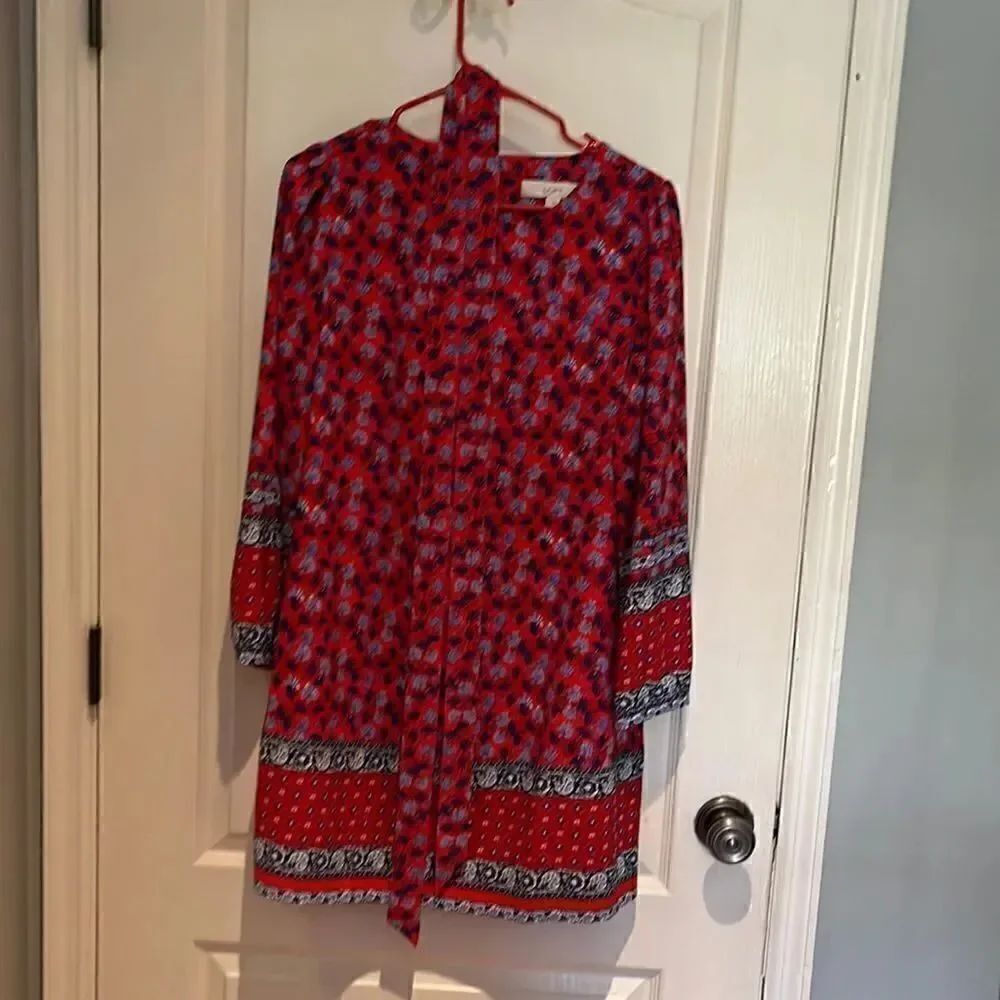 Search pretty colors loft dress size medium petite where belted or unbelted